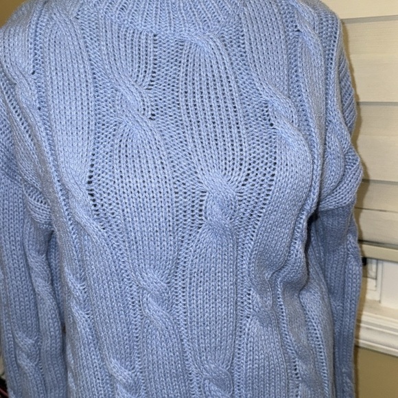 BRAND NEW Cable Knit Drop Shoulder Sweater size medium women’s - Picture 5 of 5